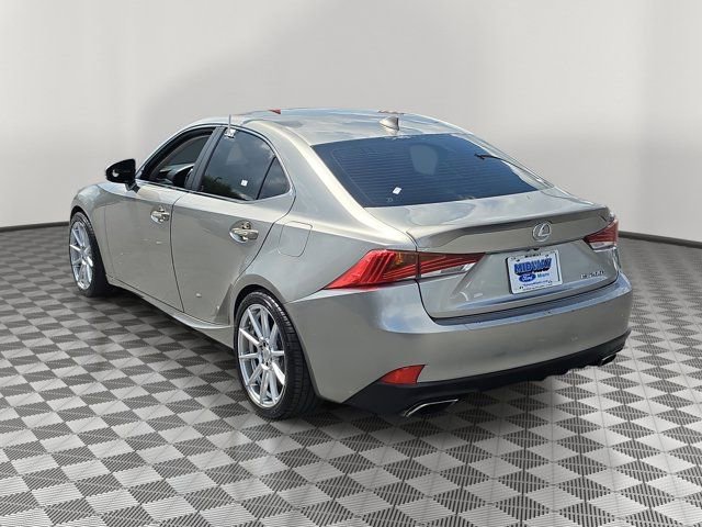 Used 2017 Lexus IS 200t image 4