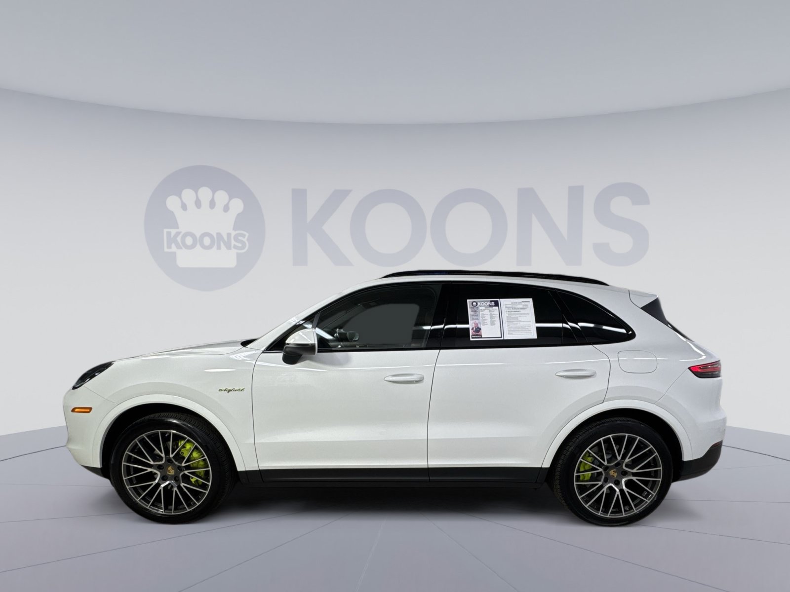 Used 2021 Porsche Cayenne E-Hybrid AWD/4WD image 17