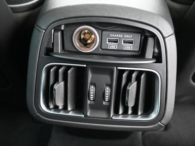 Used 2023 Maserati Levante GT AWD/4WD image 15