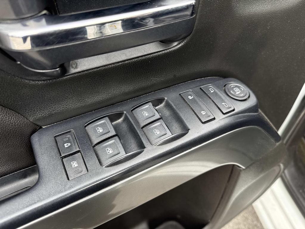 Used 2018 Chevrolet Silverado 1500 LT w/ Trailering Package AWD/4WD image 10