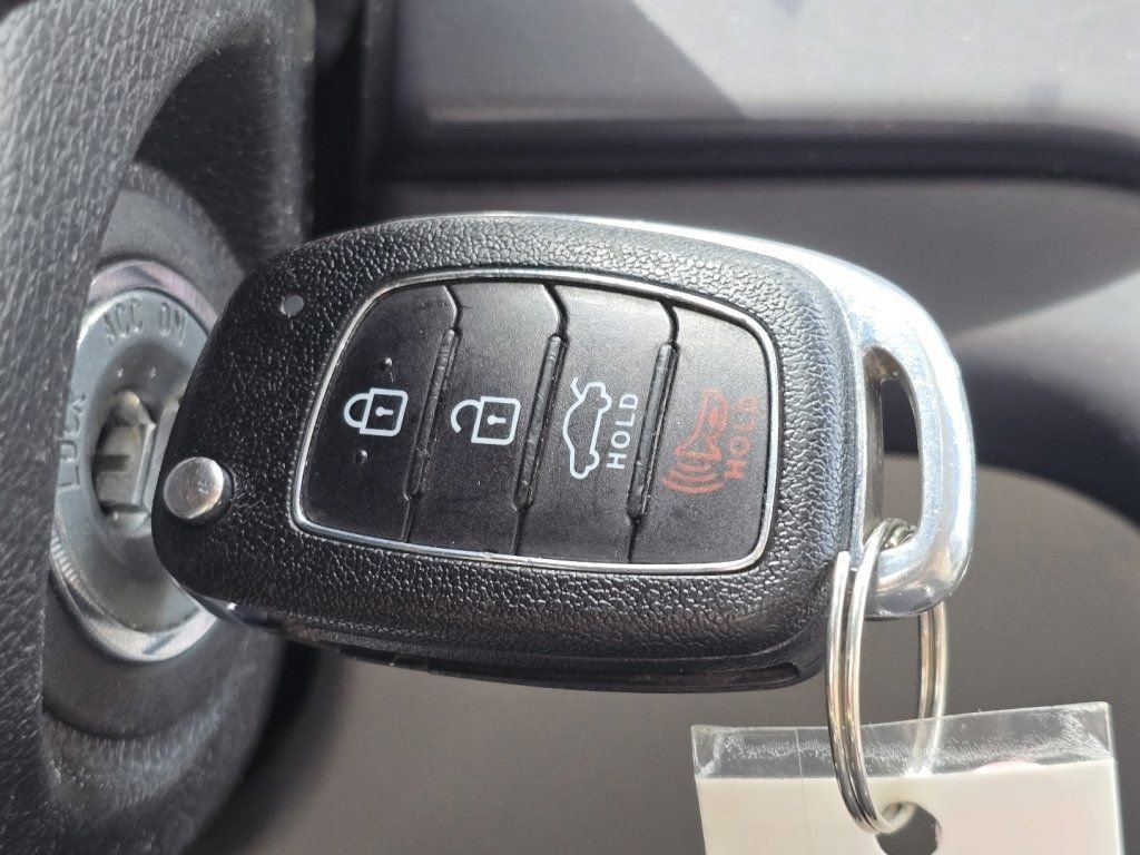 Used 2018 Hyundai Sonata SE image 32