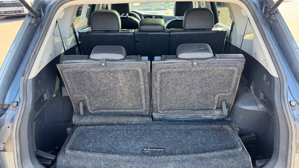 Used 2021 Volkswagen Tiguan SEL FWD image 7