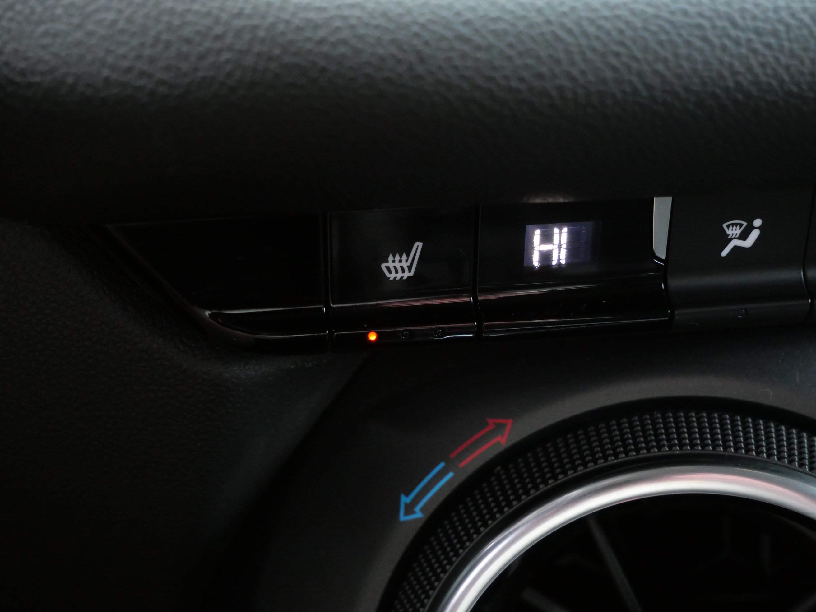 Used 2019 Chevrolet Blazer LT AWD/4WD image 29