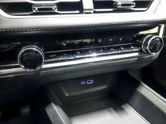 New 2026 Chevrolet Equinox LT w/ Convenience Package II image 19