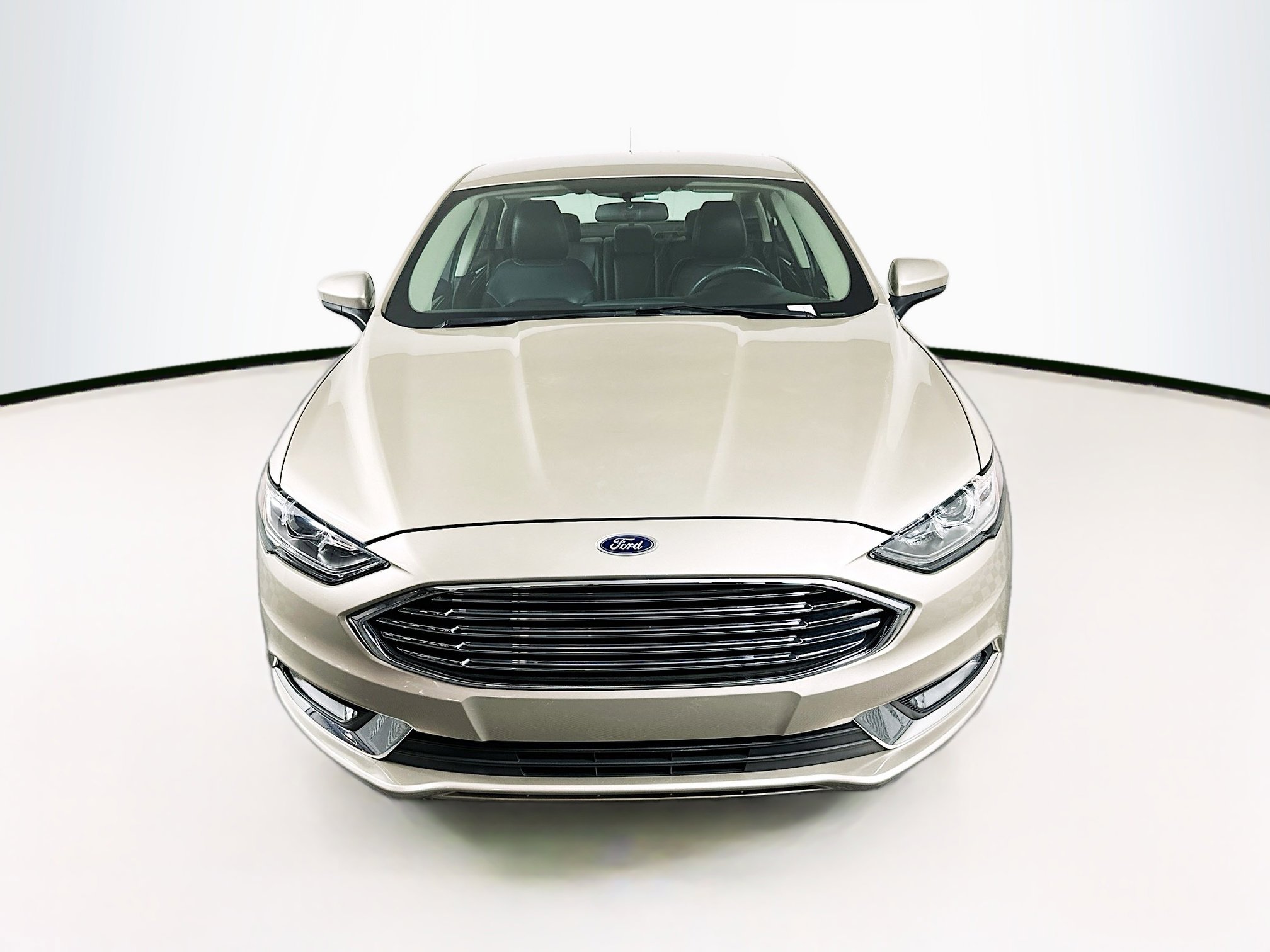 Used 2017 Ford Fusion SE w/ Equipment Group 201A image 2