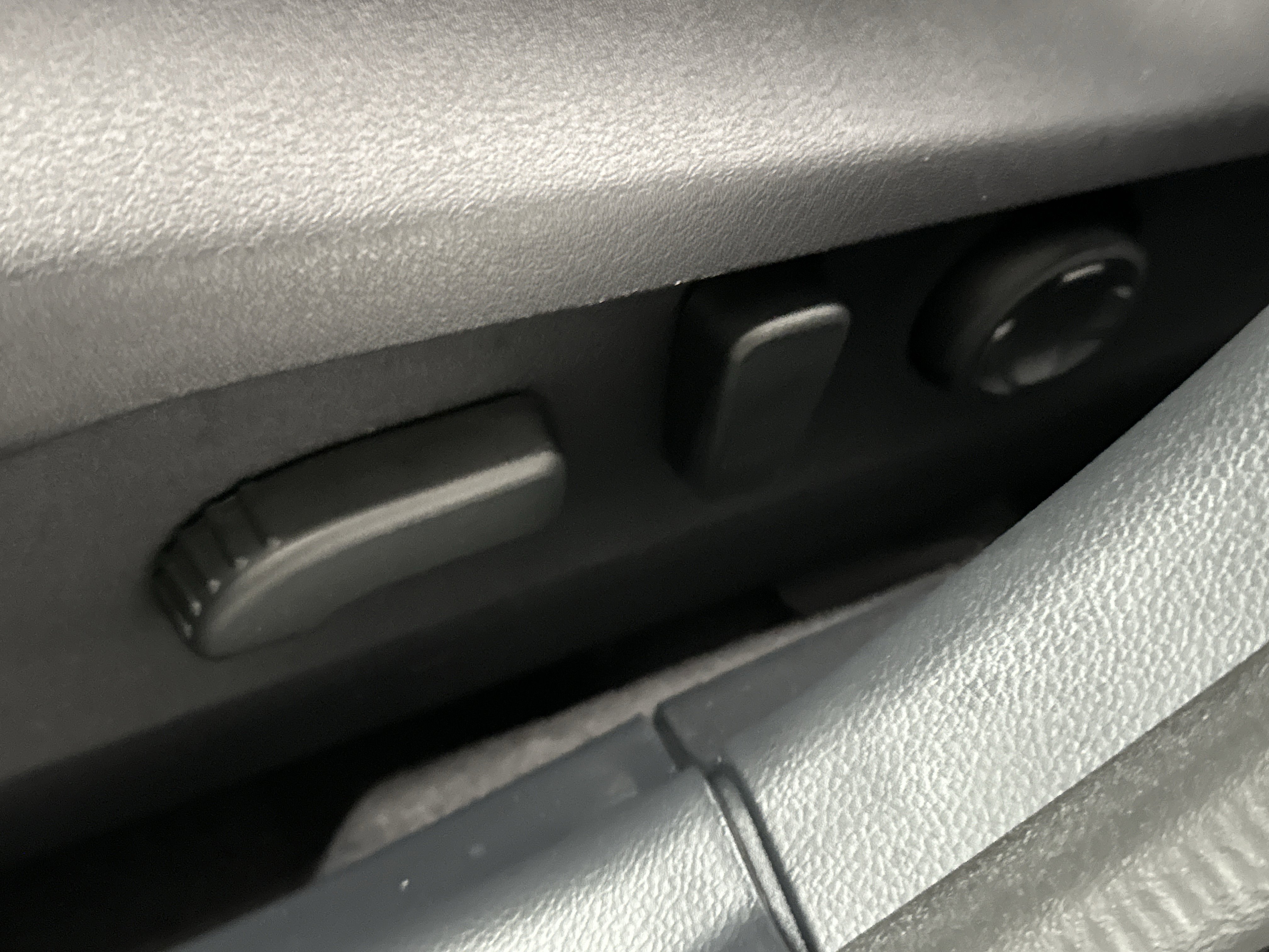 New 2025 Subaru Outback Limited image 21