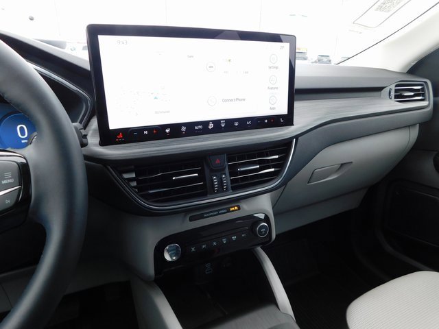 Used 2023 Ford Escape Platinum image 37