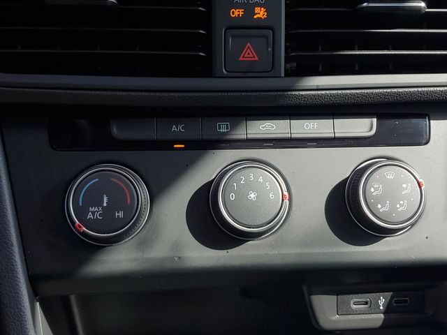 Used 2021 Volkswagen Jetta R-Line FWD image 27