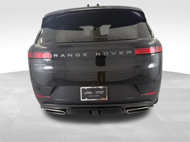 Used 2024 Land Rover Range Rover Sport SE image 6