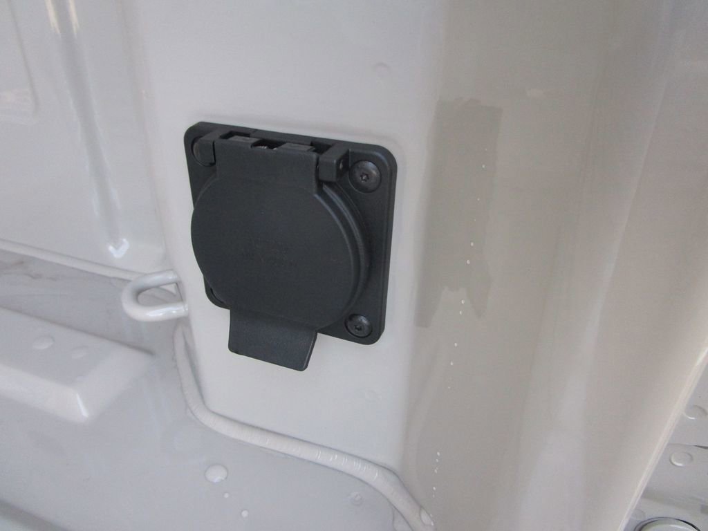 New 2026 GMC Sierra 1500 Pro w/ Pro Value Package image 19