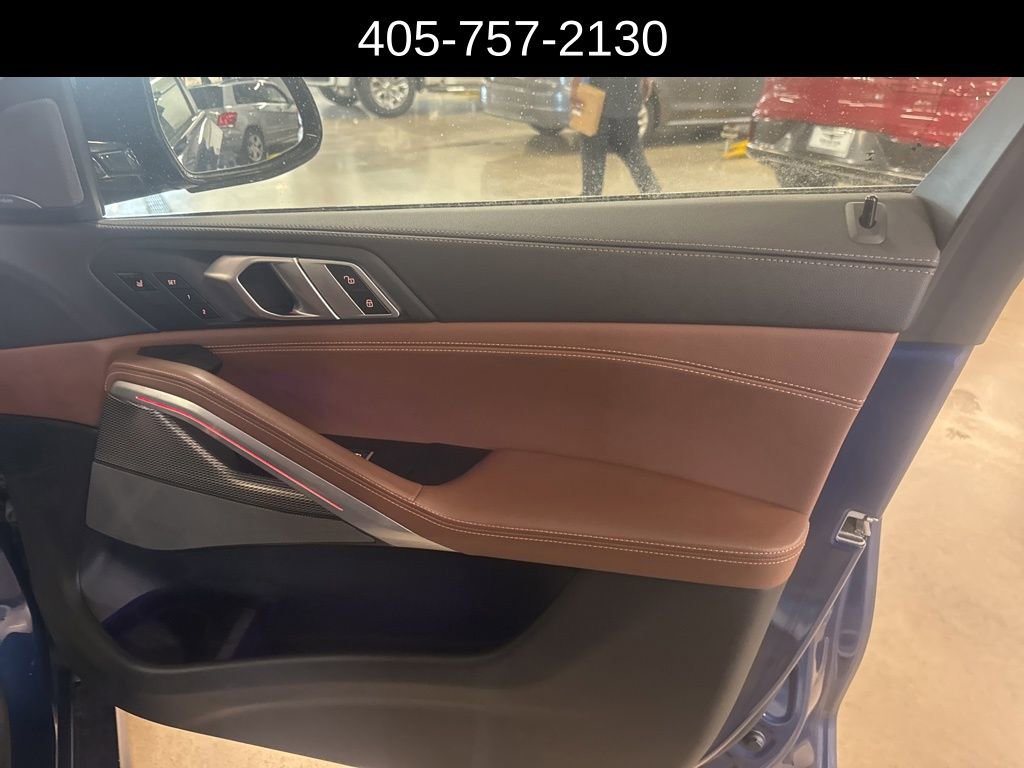 Used 2021 BMW X6 xDrive40i w/ Executive Package image 19