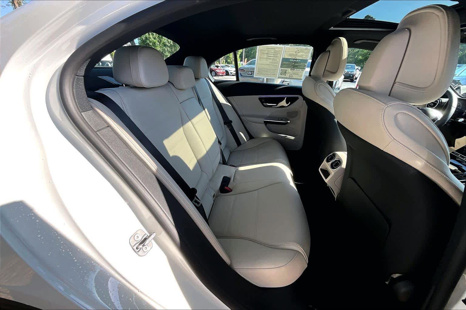 Used 2025 Mercedes-Benz C 300 4MATIC Sedan image 20