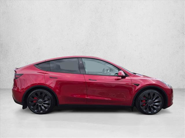 Used 2024 Tesla Model Y Performance AWD/4WD image 4