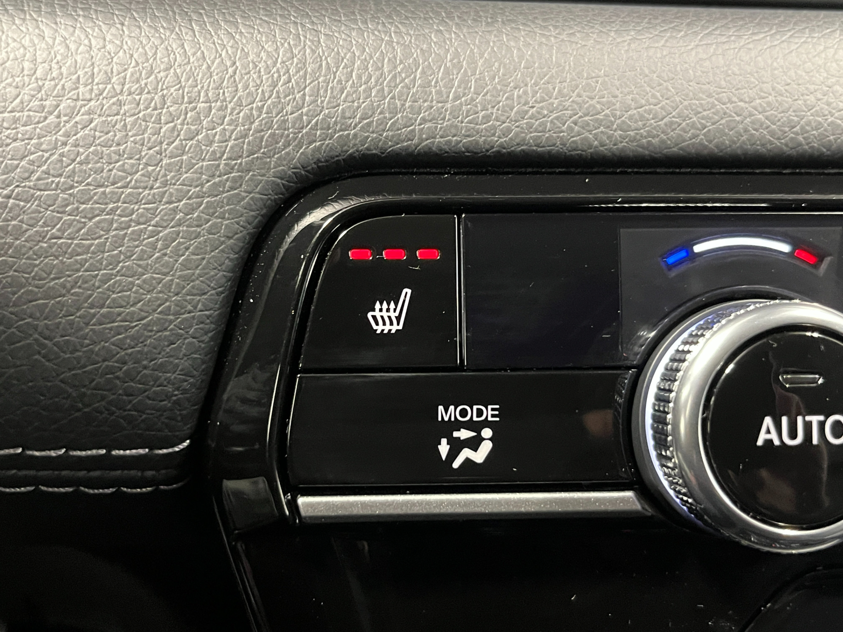 New 2026 Honda Pilot Touring image 17