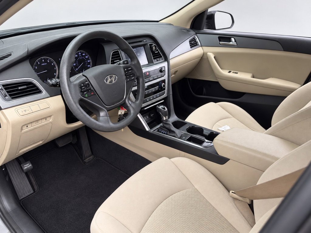 Used 2017 Hyundai Sonata SE FWD image 9