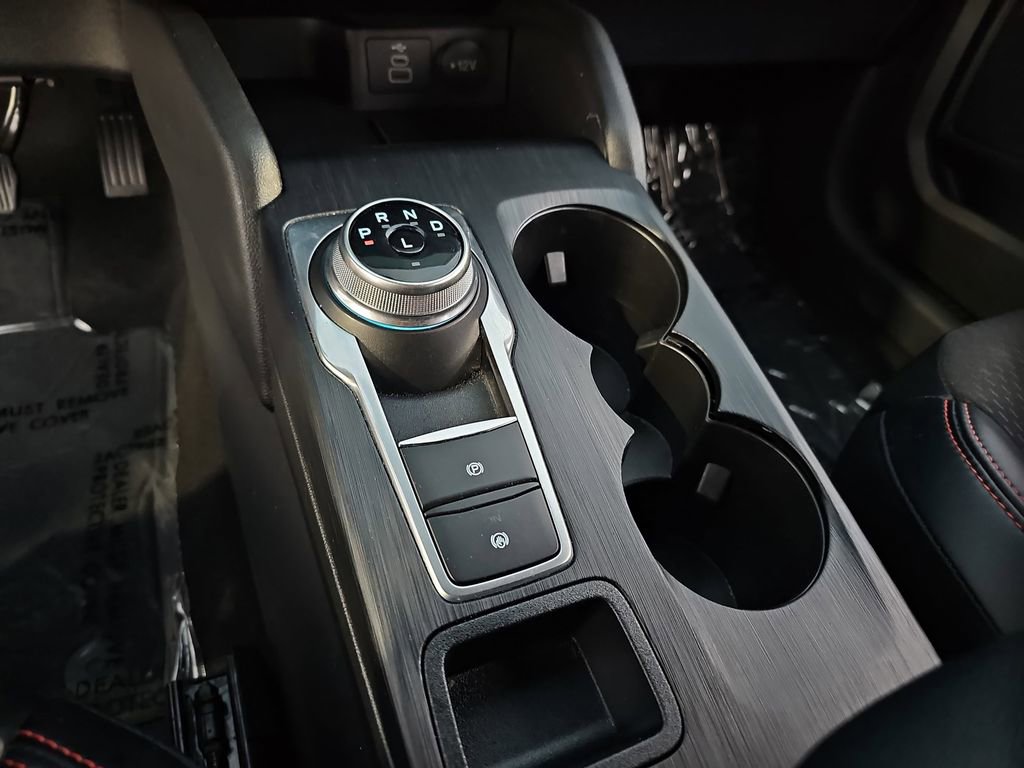 Used 2025 Ford Escape ST-Line w/ Tech Pack #1 AWD/4WD image 16