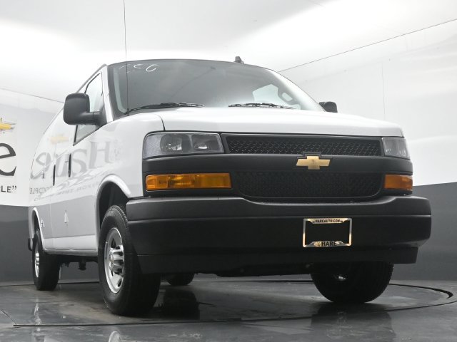 New 2027 Chevrolet Express 2500 w/ Driver Convenience Package RWD image 3