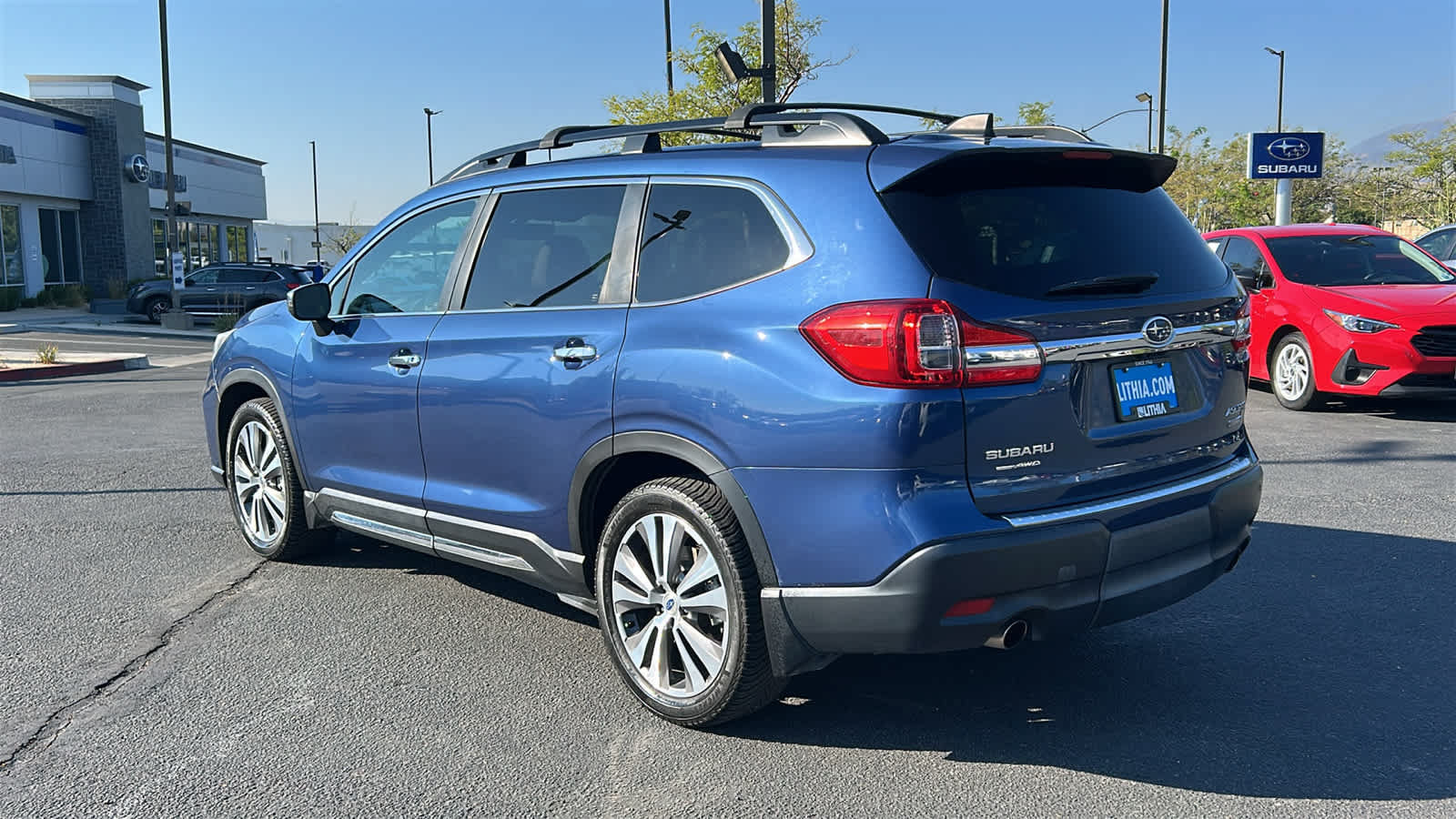 Used 2019 Subaru Ascent Touring w/ Popular Package #3 AWD/4WD image 7