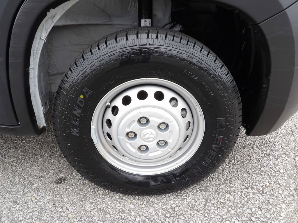 Used 2024 RAM ProMaster 2500 w/ Convenience Group FWD image 52