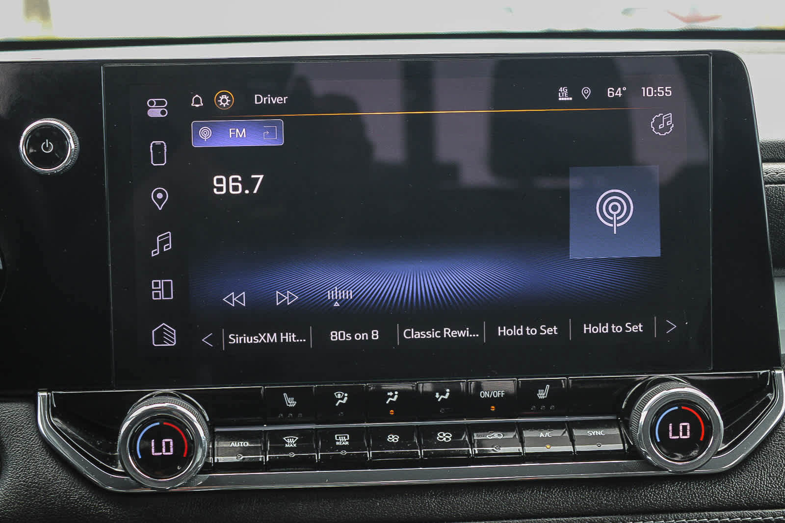 Used 2025 Chevrolet Colorado LT w/ LT Convenience Package image 14