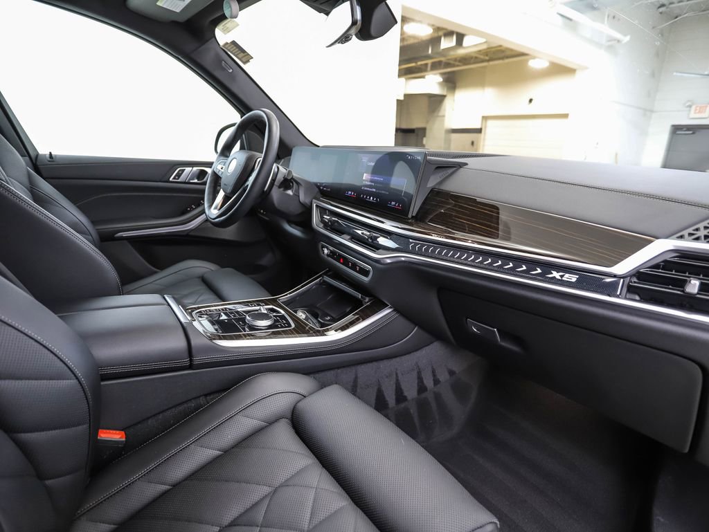 Certified 2024 BMW X5 xDrive40i w/ Premium Package image 30