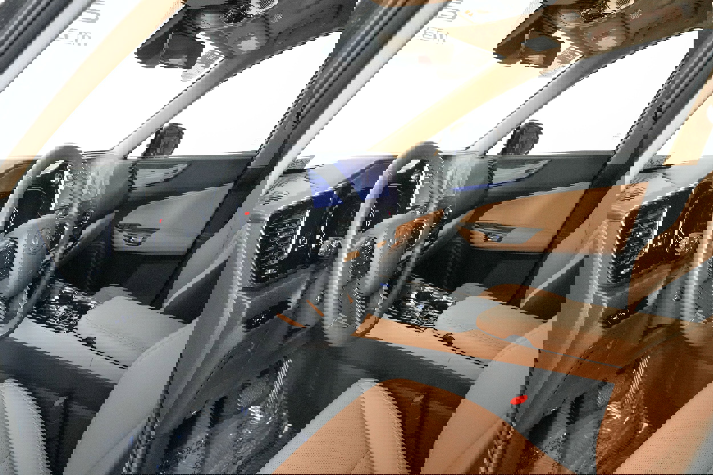 Used 2025 Lexus NX 350 AWD w/ Premium Package image 9