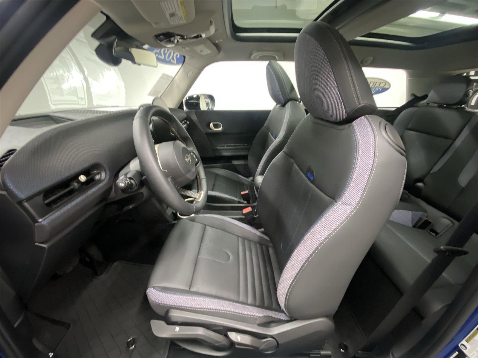 Certified 2025 MINI Cooper S image 17