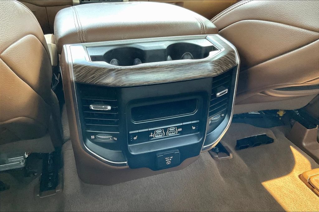 Used 2019 RAM 1500 Laramie AWD/4WD image 9