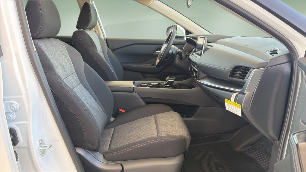 New 2026 Nissan Rogue SV AWD/4WD image 11