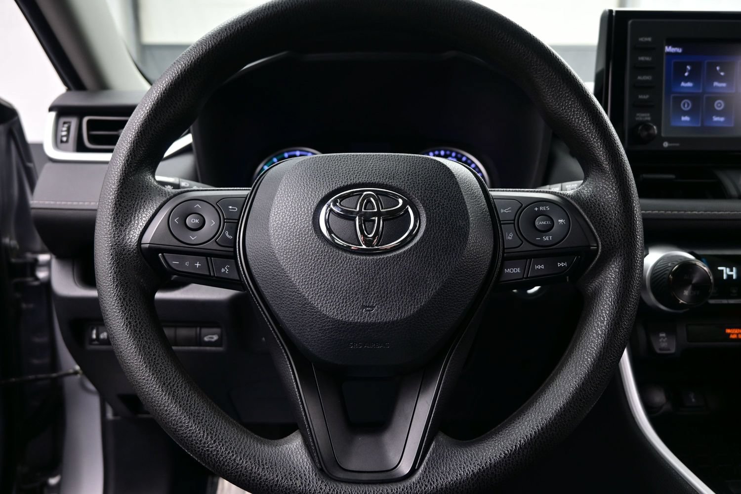 Used 2022 Toyota RAV4 XLE w/ Convenience Package AWD/4WD image 24