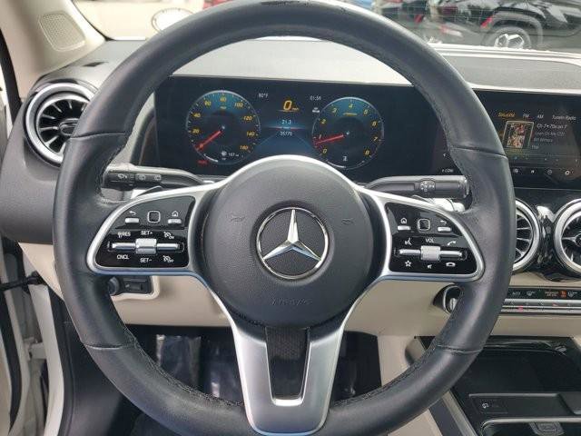 Used 2023 Mercedes-Benz GLB 250 w/ Premium Package image 26