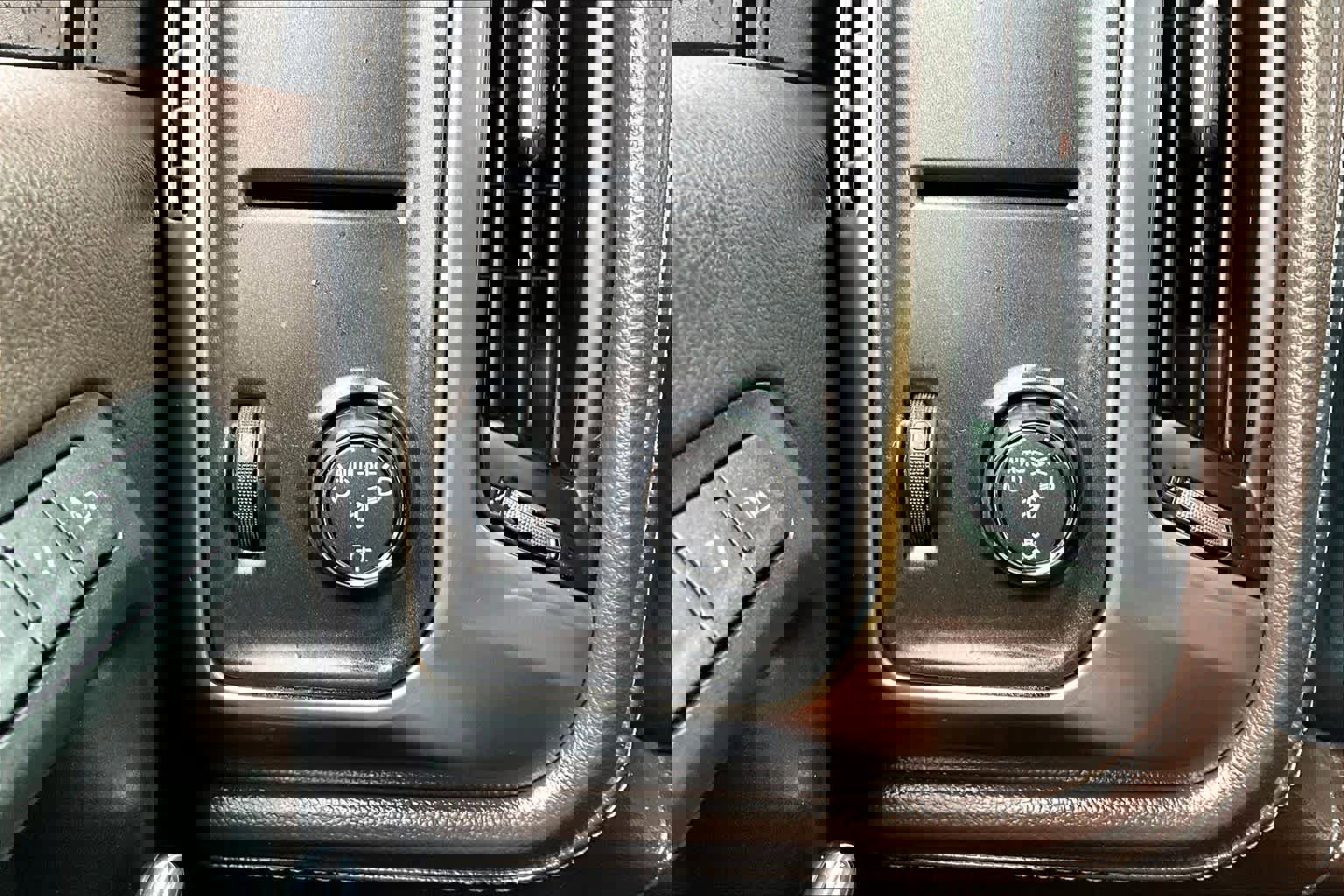 Used 2018 Chevrolet Silverado 1500 LTZ w/ Texas Edition RWD image 34