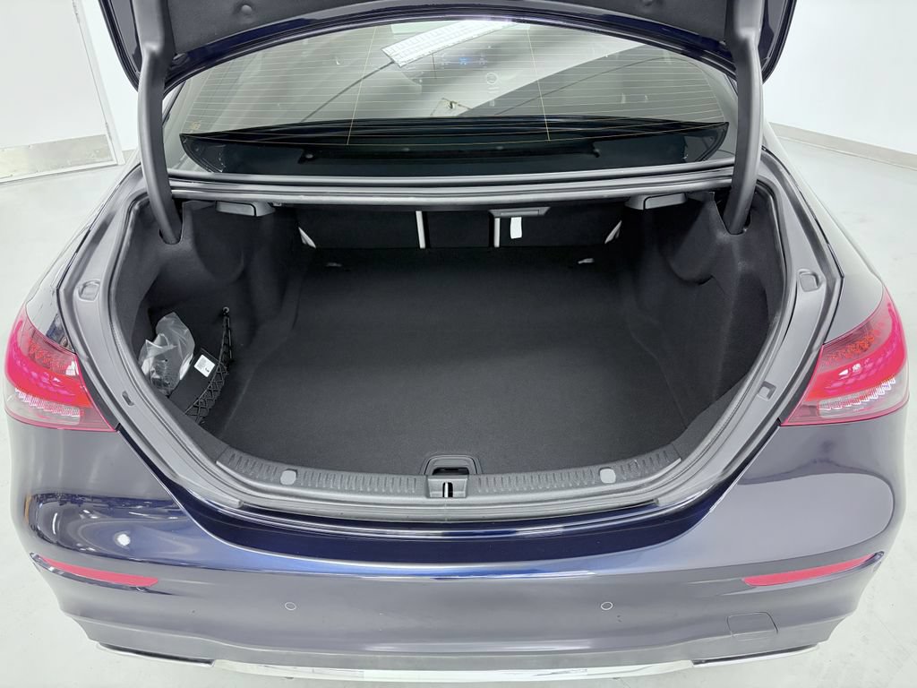 Used 2023 Mercedes-Benz E 350 4MATIC Sedan image 25