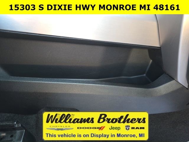 Used 2020 Ford F150 Platinum w/ Equipment Group 701A Luxury image 39