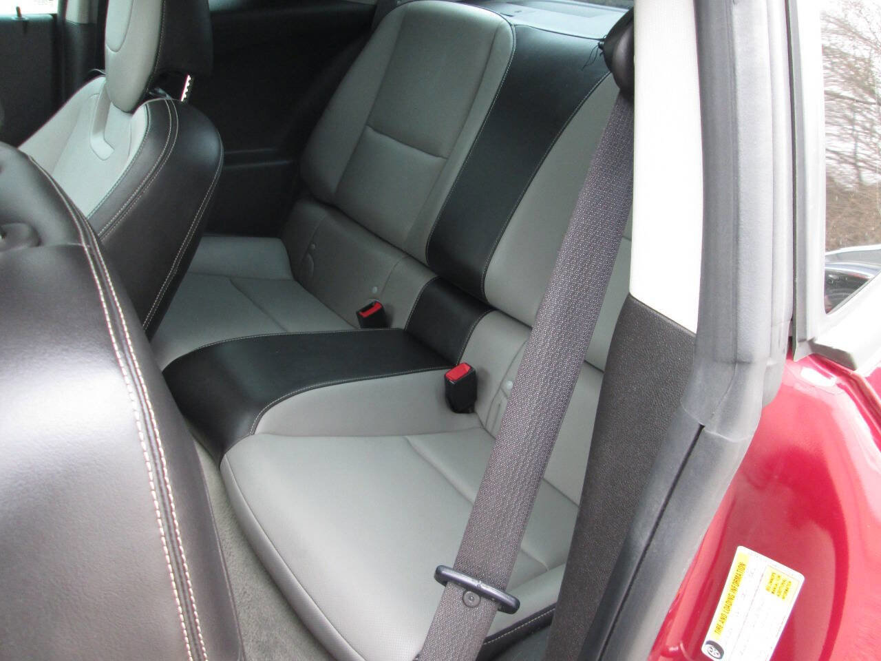 Used 2011 Chevrolet Camaro RS w/ RS Package image 17