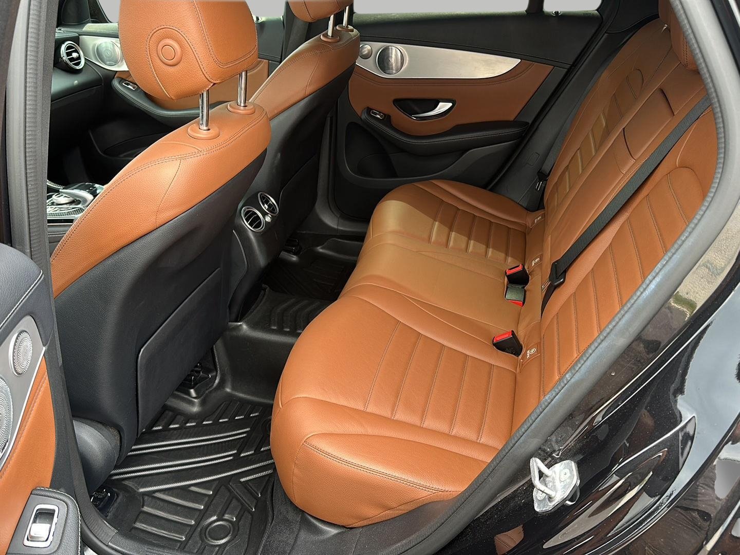Used 2019 Mercedes-Benz GLC 43 AMG 4MATIC image 24