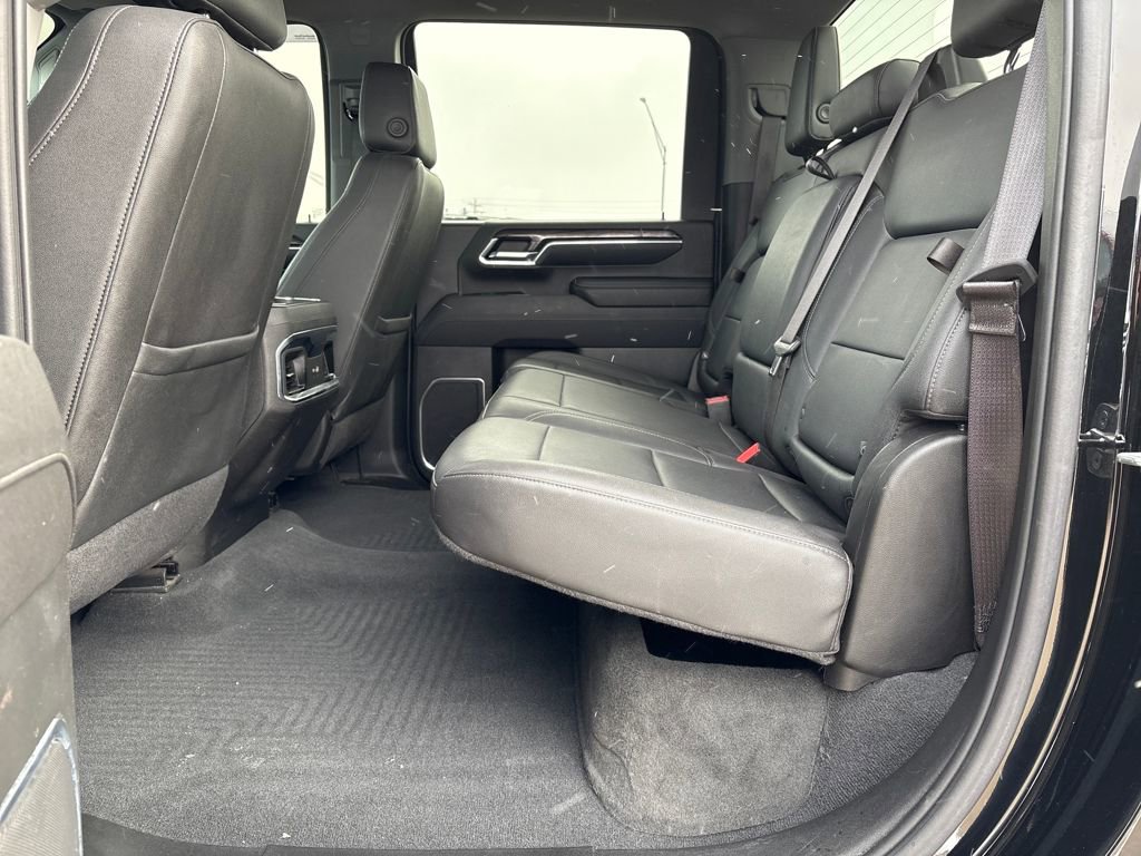 Used 2024 Chevrolet Silverado 3500 LTZ w/ LTZ Convenience Package AWD/4WD image 29