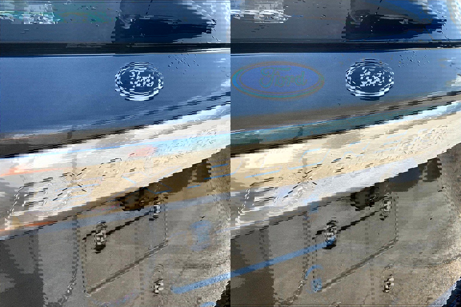 Used 2020 Ford Explorer Platinum w/ Premium Technology Package image 33