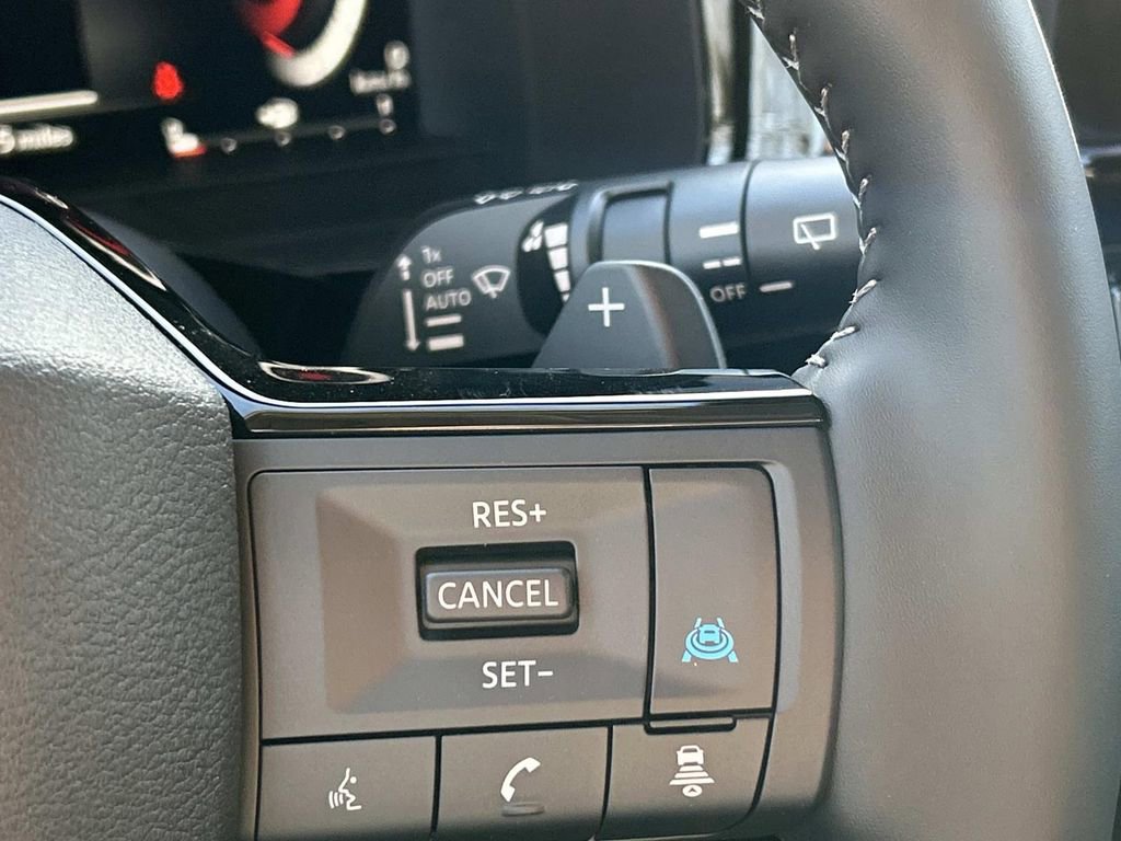 New 2026 Nissan Pathfinder Platinum AWD/4WD image 29