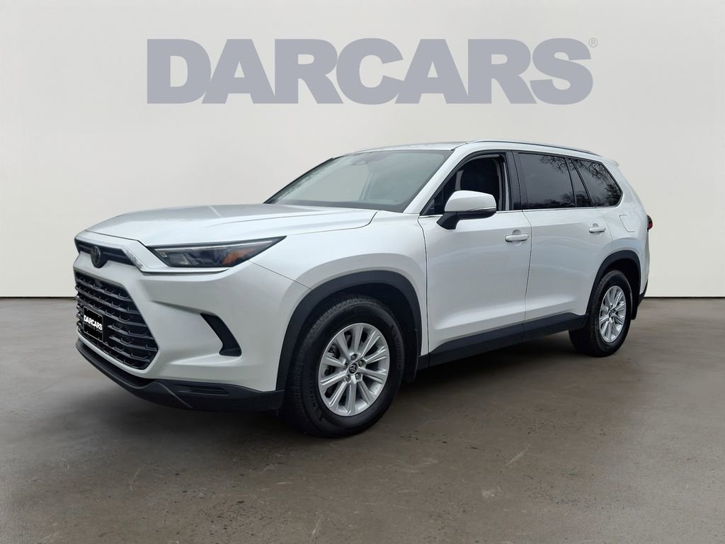 Used 2026 Toyota Grand Highlander LE image 3