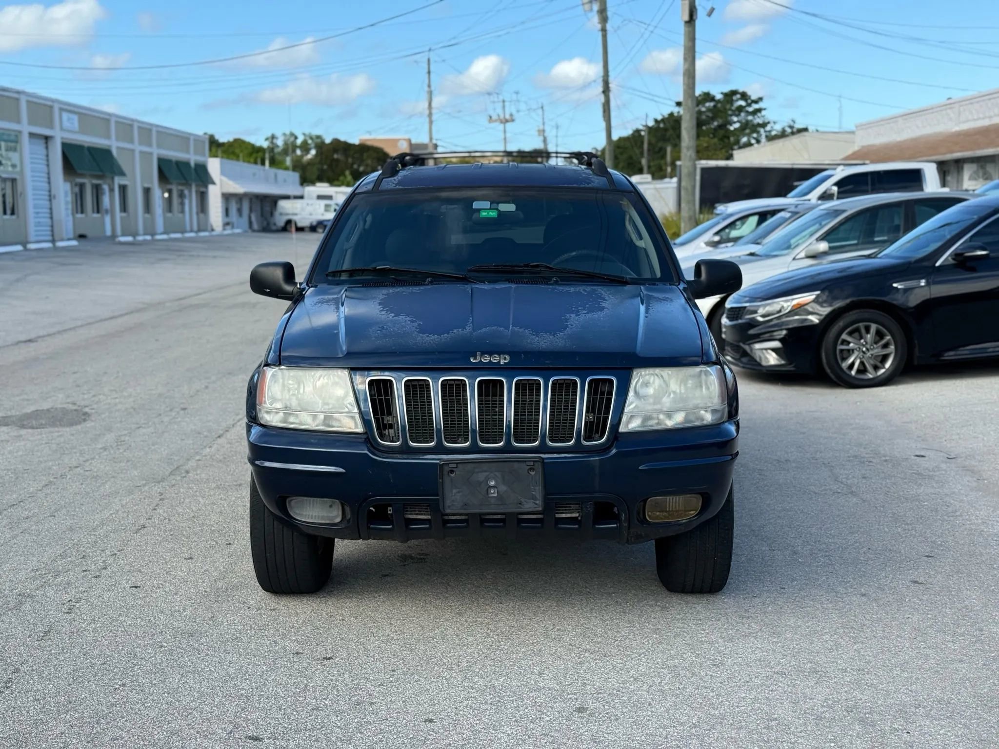 Used 2002 Jeep Grand Cherokee Laredo image 2