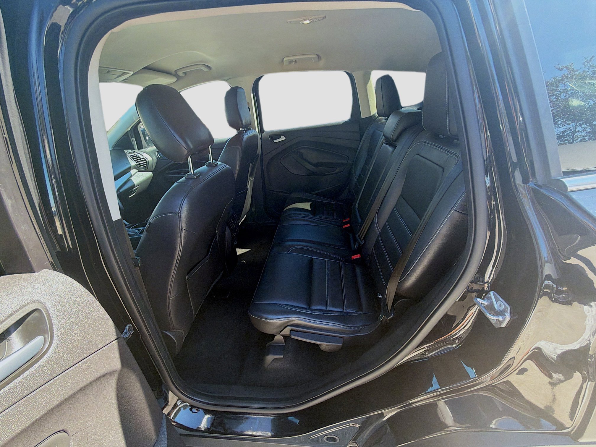 Used 2018 Ford Escape SEL image 23