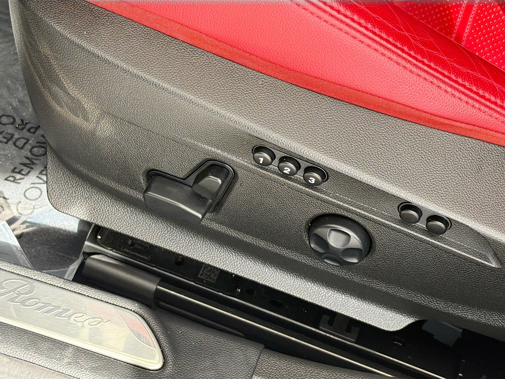 Used 2024 Alfa Romeo Giulia Sprint image 25