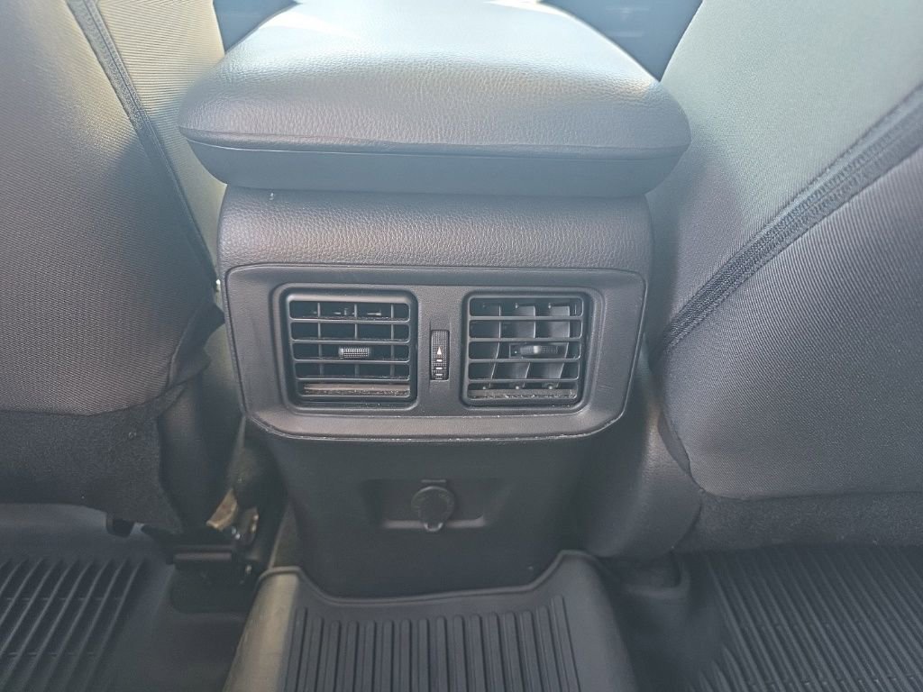 Used 2025 Toyota RAV4 LE image 18