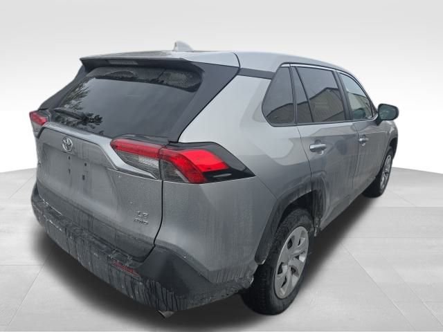 Used 2024 Toyota RAV4 LE image 5