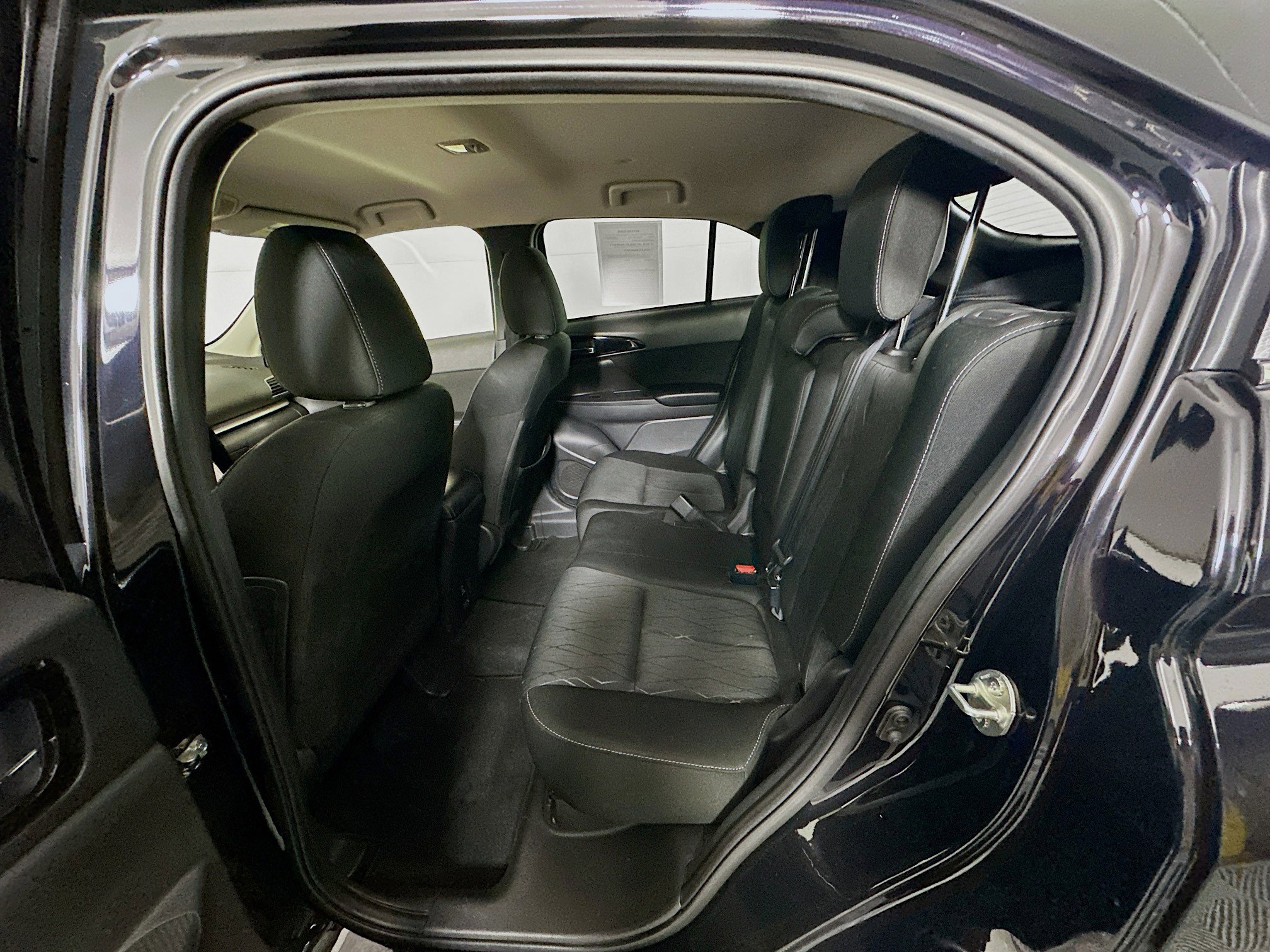 Used 2019 Mitsubishi Eclipse Cross SE image 25