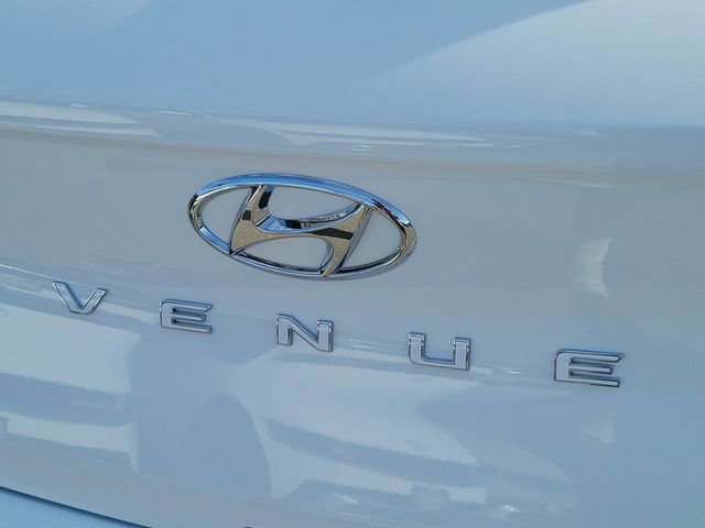 New 2026 Hyundai Venue SE image 20