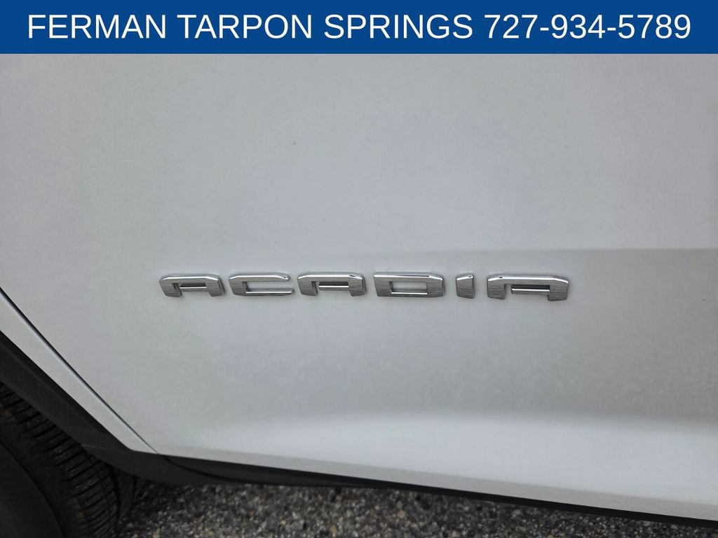 Used 2025 GMC Acadia Elevation FWD image 4