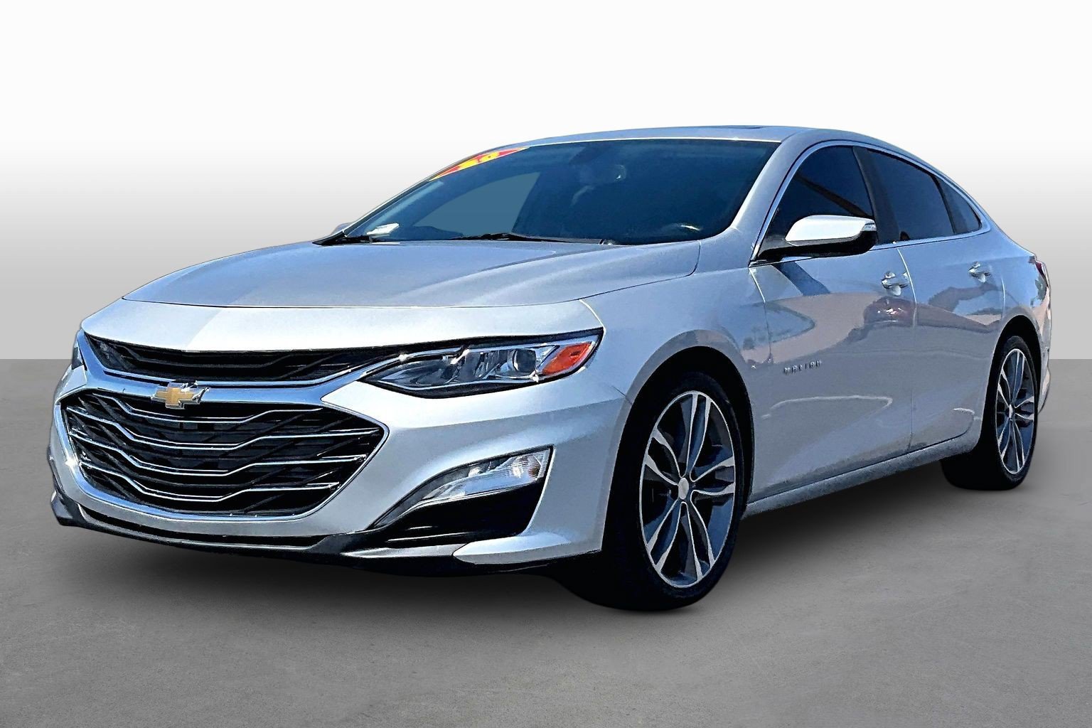 Used 2020 Chevrolet Malibu Premier FWD image 1