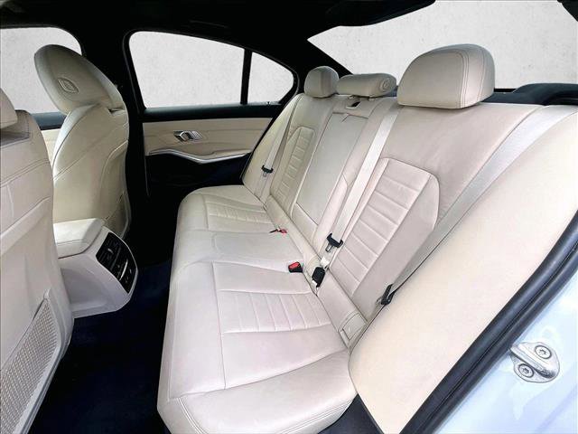 Used 2020 BMW 330i Sedan w/ Driving Assistance Package image 28